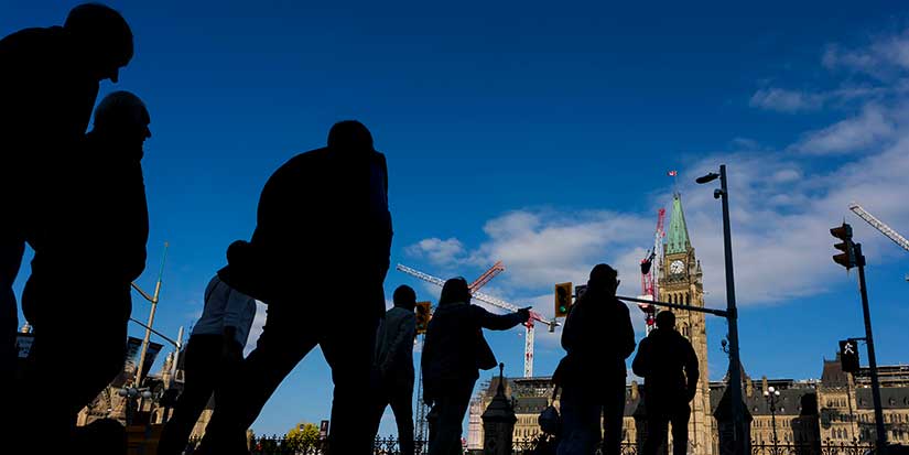 Liberals, Conservatives talk collaboration and trade shots as Parliament returns
