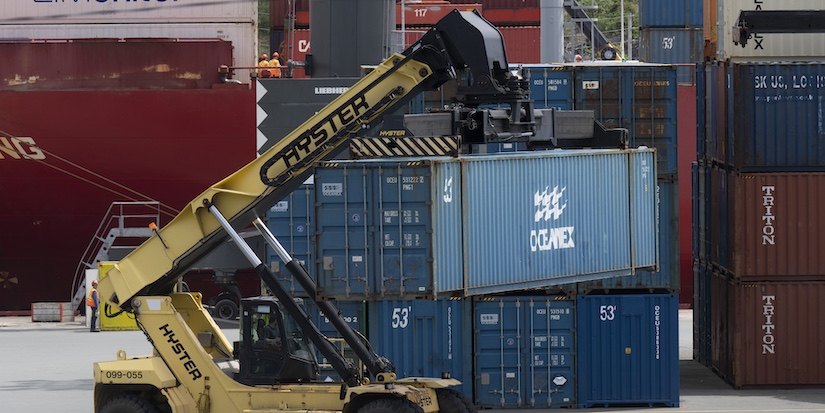 Ottawa to rebate $100M in freight costs for shipping steel across Canada