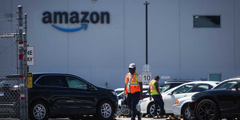 Union leaders to meet with workers of Amazon facility in Delta, B.C.